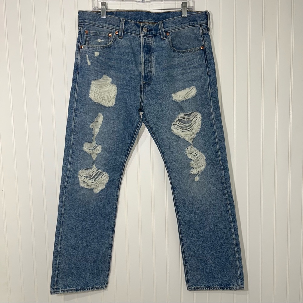 Levi’s 501 mens original fit ripped jeans shuttle blue size 34